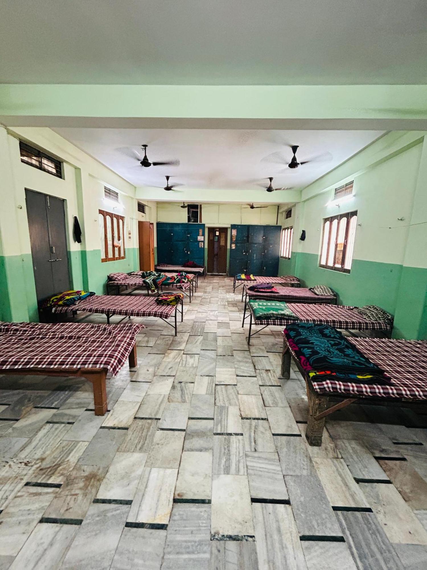 Satsang Lodge Varanasi Exteriör bild