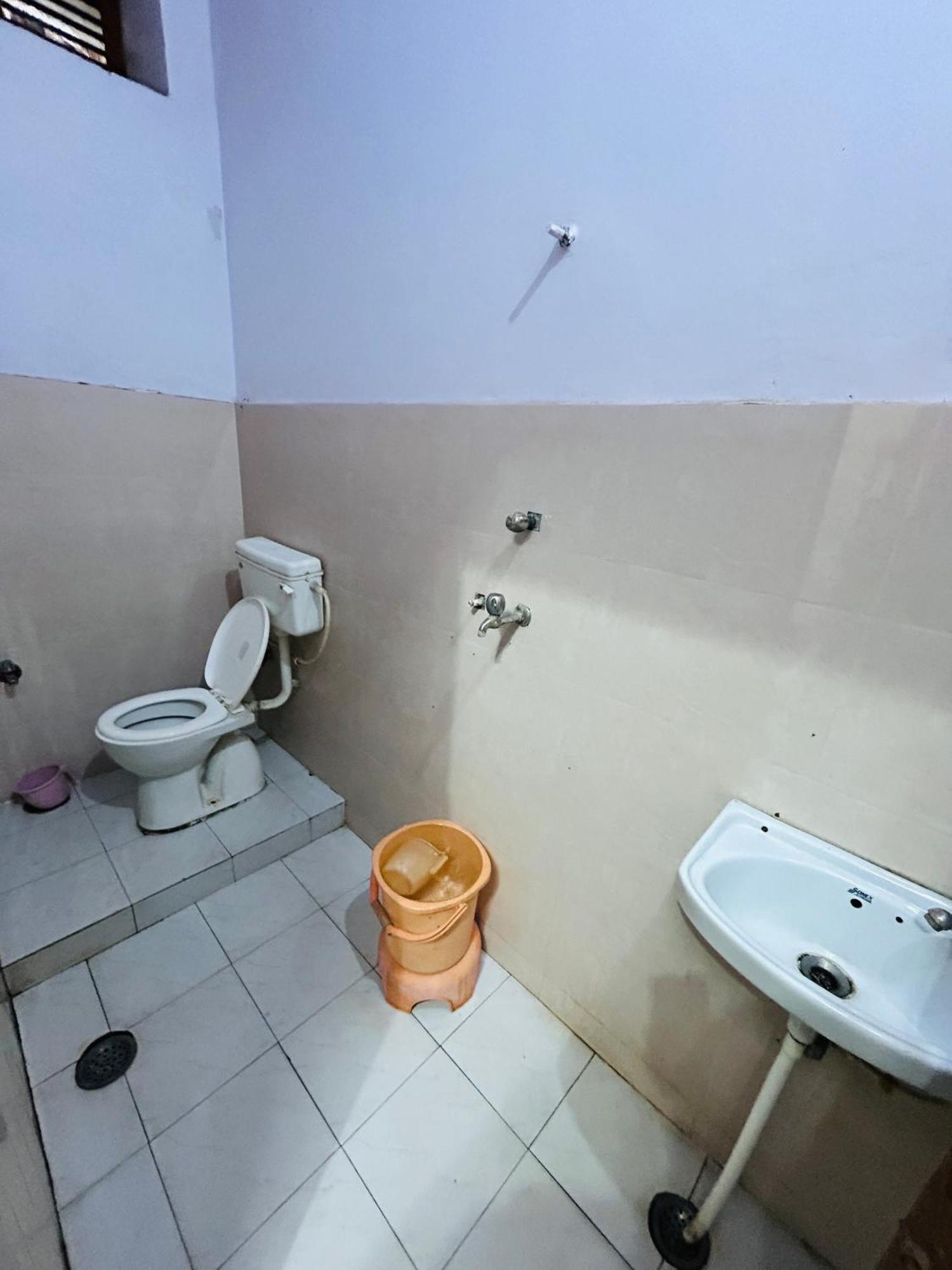 Satsang Lodge Varanasi Exteriör bild